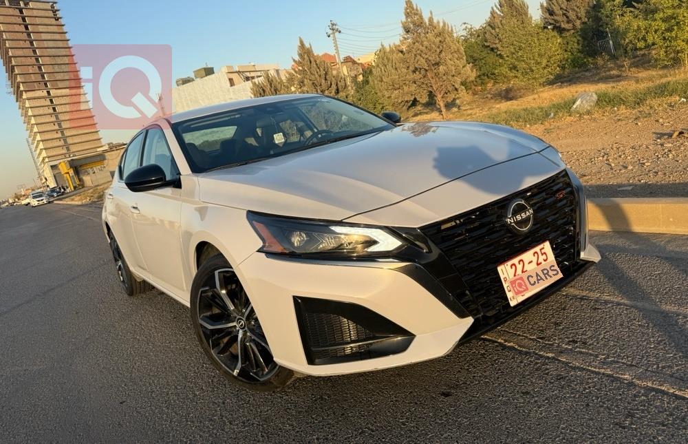 نیسان ئەلتیما